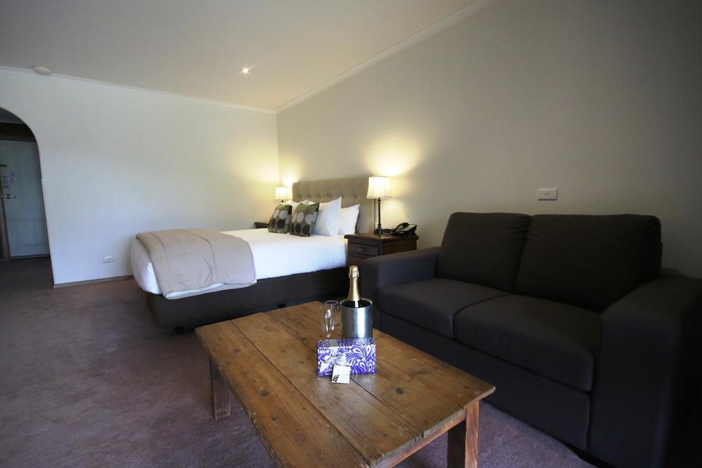 Bell Tower Inn Ballarat Extérieur photo